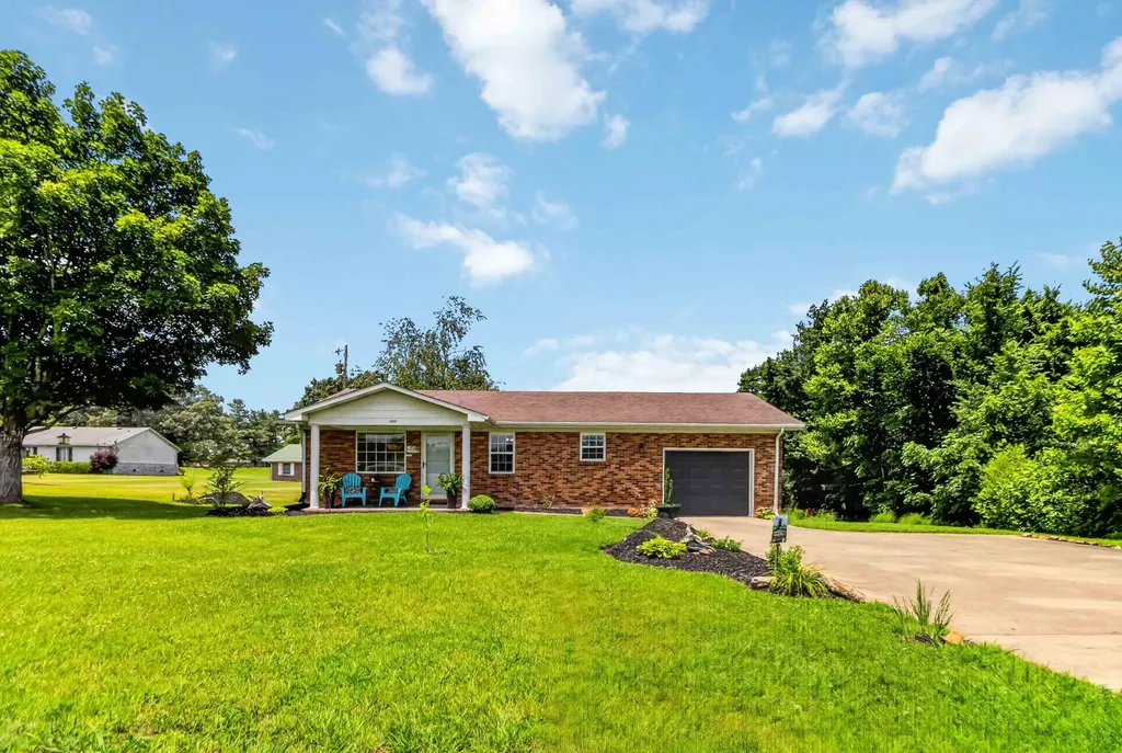 1231 U.s. 127 Russell Springs KY 42642