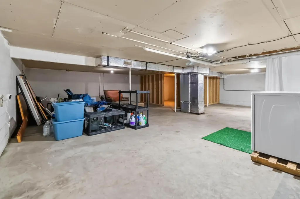 1231 U.s. 127 Russell Springs KY 42642