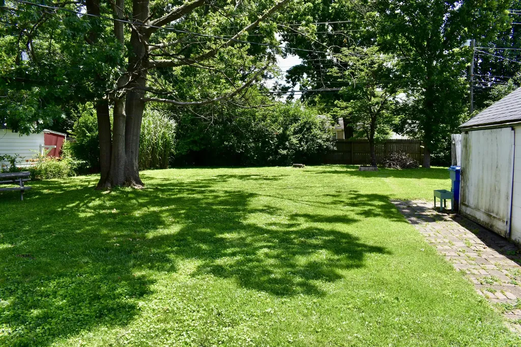 566 Seattle Drive Lexington KY 40503