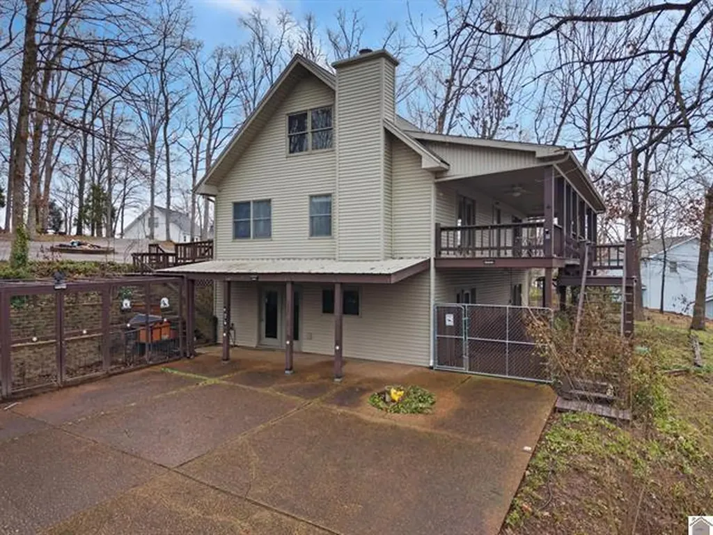 434 Bayshore Drive Cadiz KY 42211