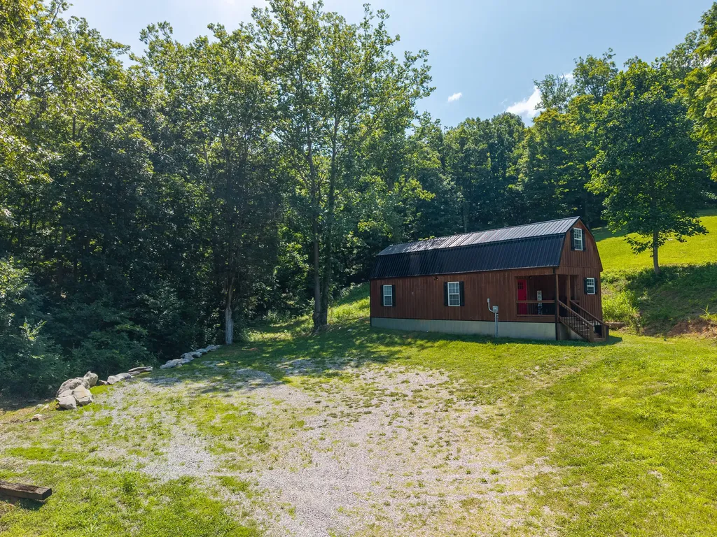 5192 Highway 1619 Monticello KY 42633