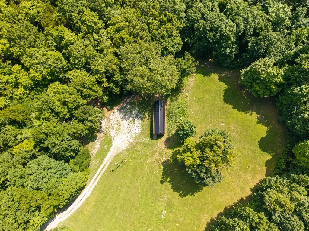 5192 Highway 1619 Monticello KY 42633