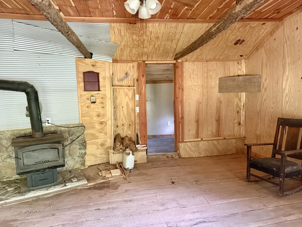 1036 Jesse Sears Road Somerset KY 42501