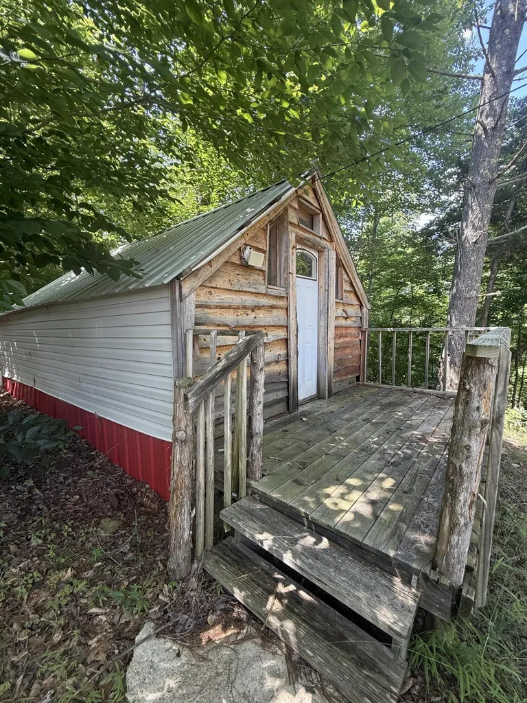 1036 Jesse Sears Road Somerset KY 42501