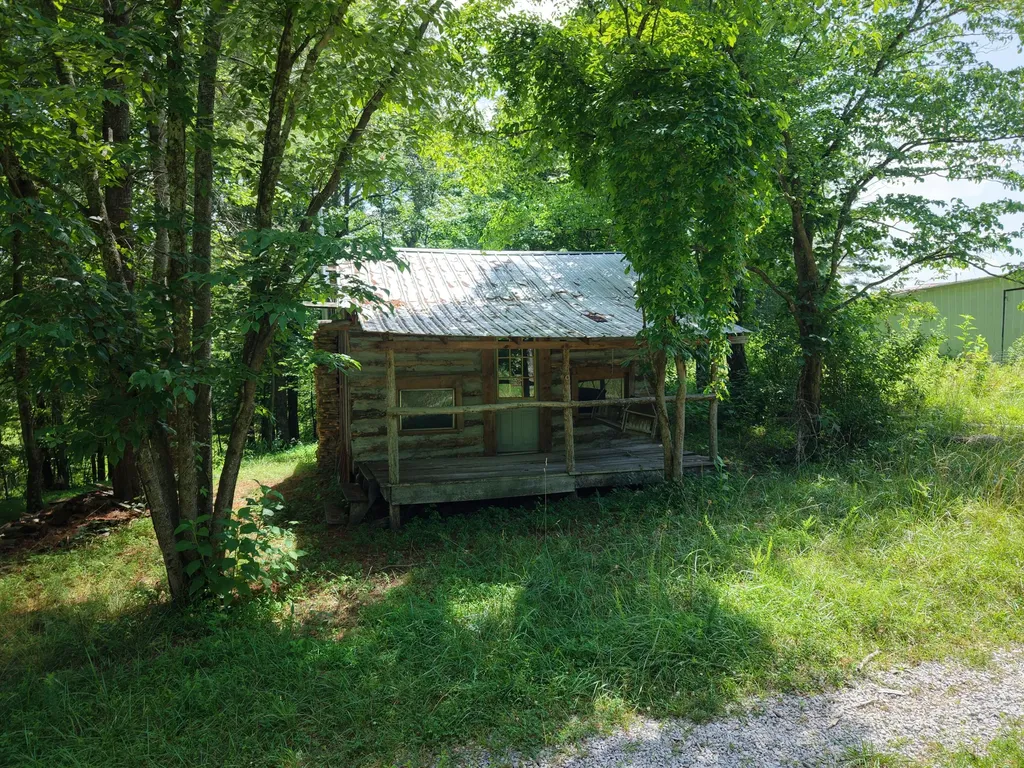 1036 Jesse Sears Road Somerset KY 42501