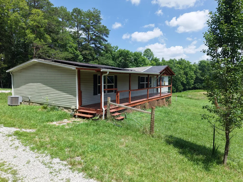 1036 Jesse Sears Road Somerset KY 42501