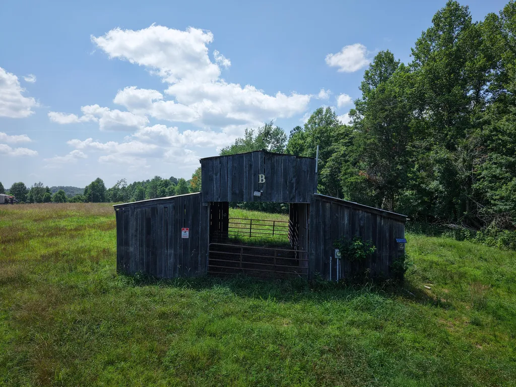 1036 Jesse Sears Road Somerset KY 42501