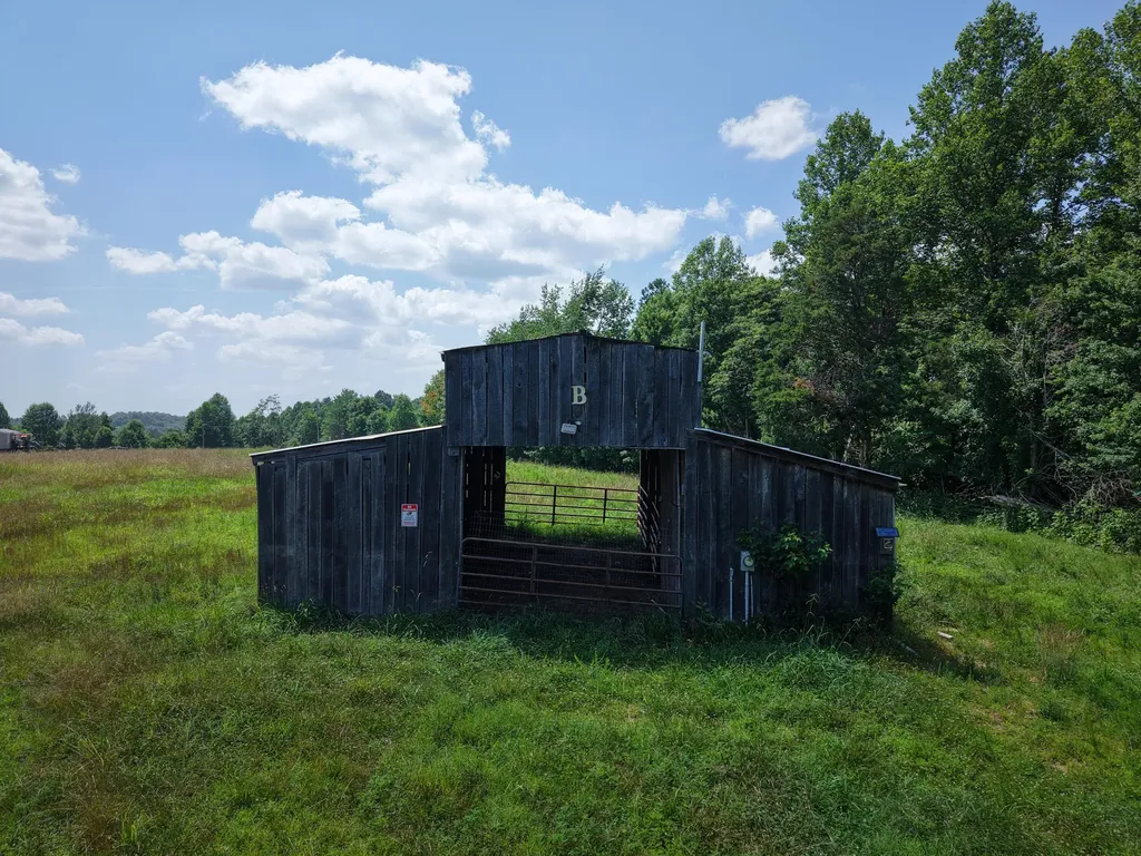 1036 Jesse Sears Road Somerset KY 42501