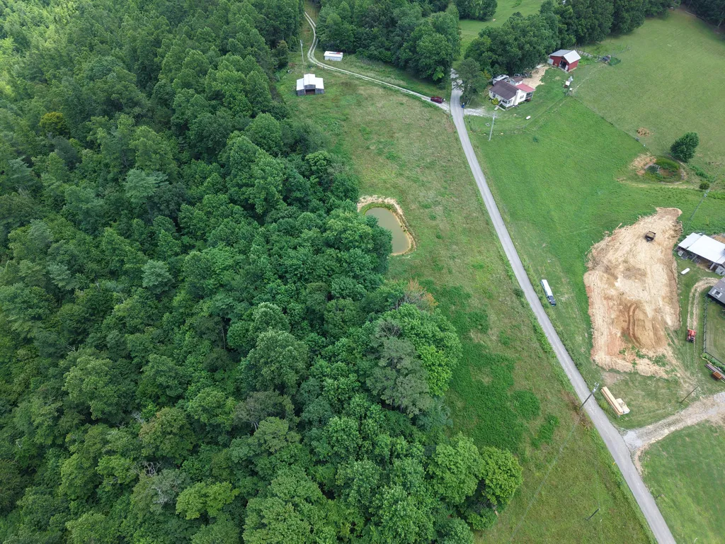 1036 Jesse Sears Road Somerset KY 42501