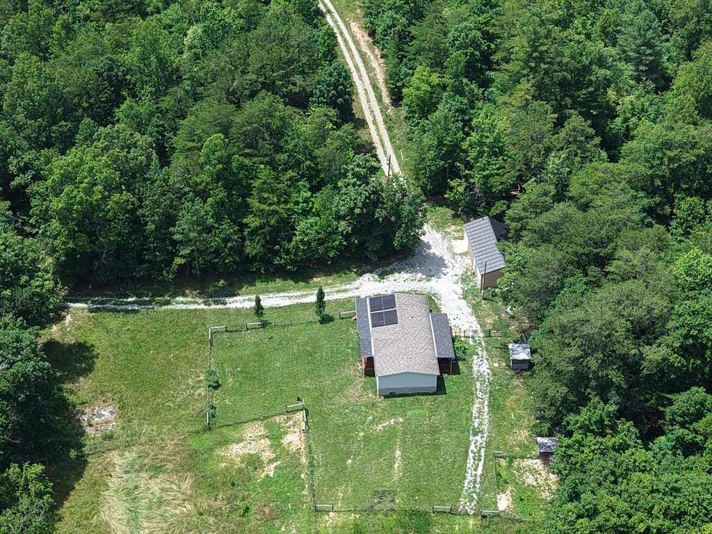 1036 Jesse Sears Road Somerset KY 42501