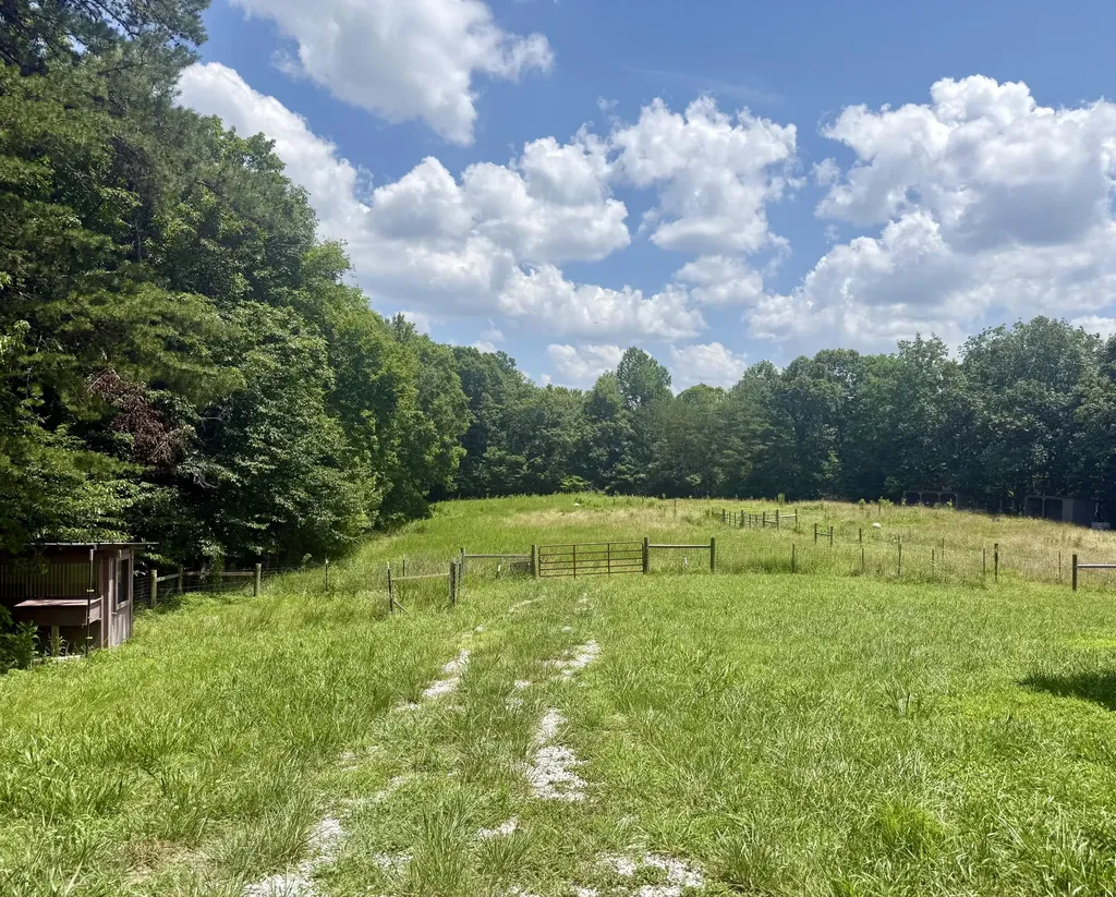 1036 Jesse Sears Road Somerset KY 42501