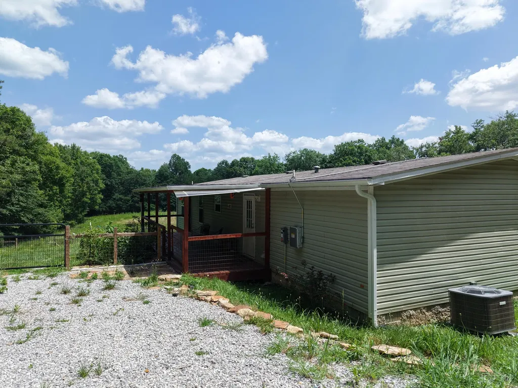 1036 Jesse Sears Road Somerset KY 42501