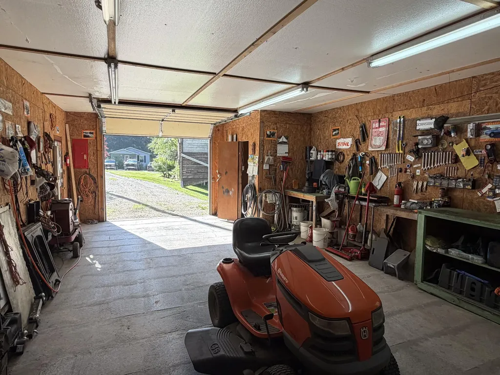 82 Stevens Lane Vanceburg KY 41179