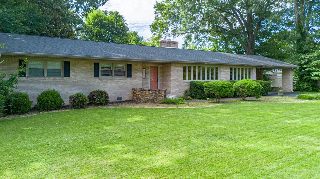 4116 Court Avenue Paducah KY 42001