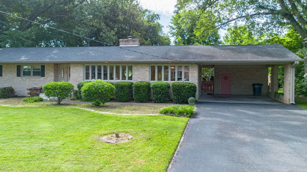 4116 Court Avenue Paducah KY 42001