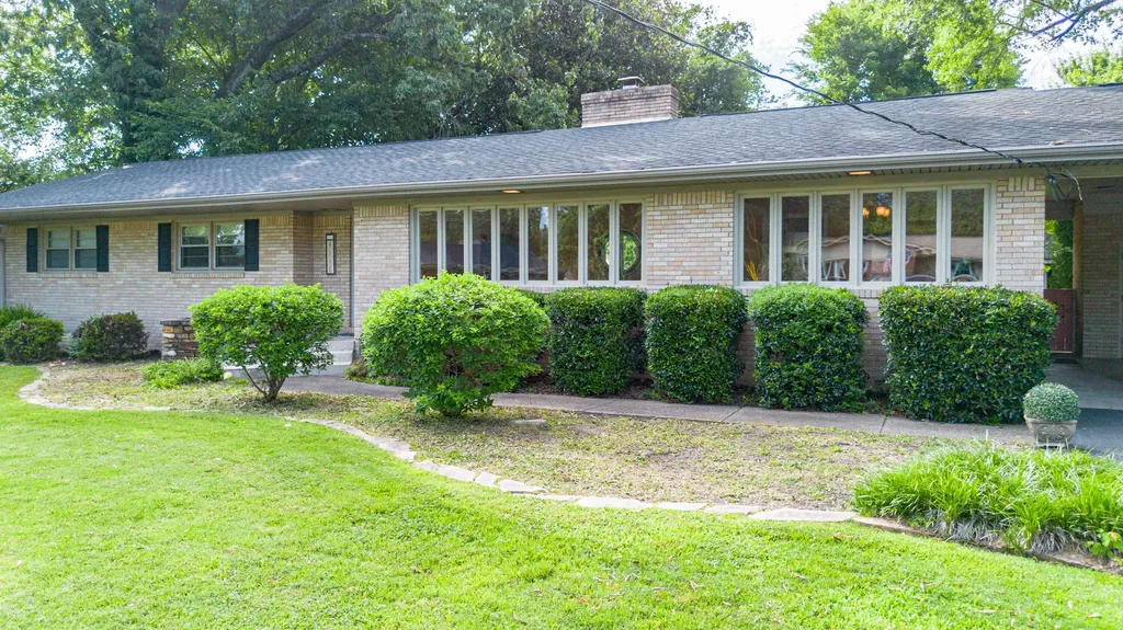4116 Court Avenue Paducah KY 42001