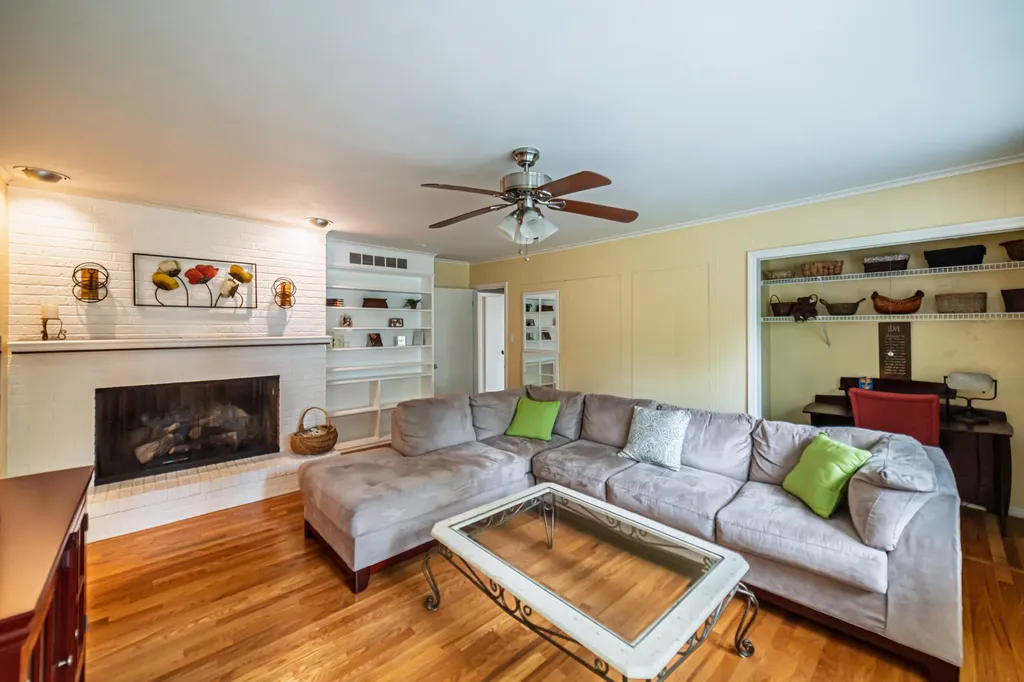 4116 Court Avenue Paducah KY 42001