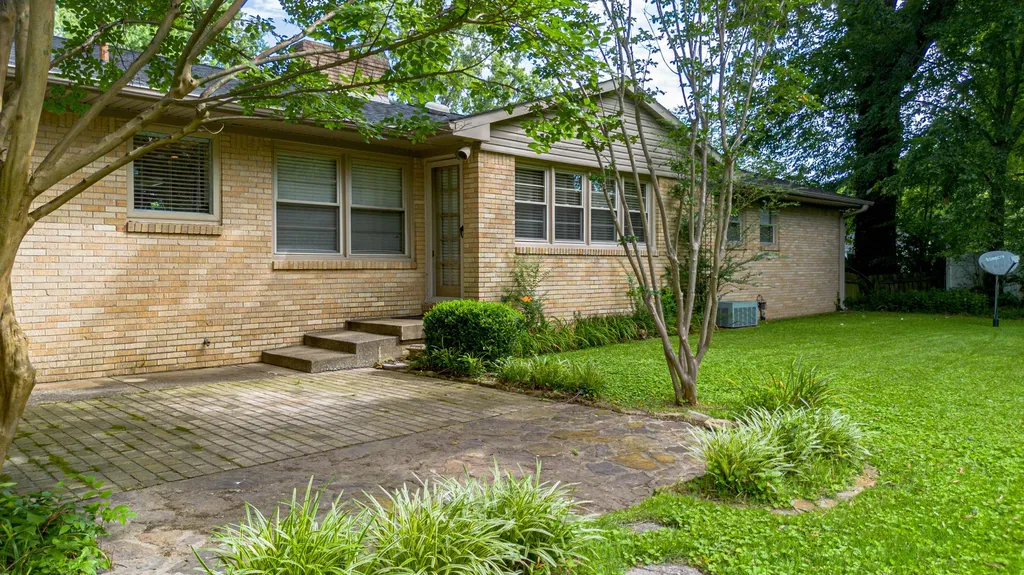 4116 Court Avenue Paducah KY 42001