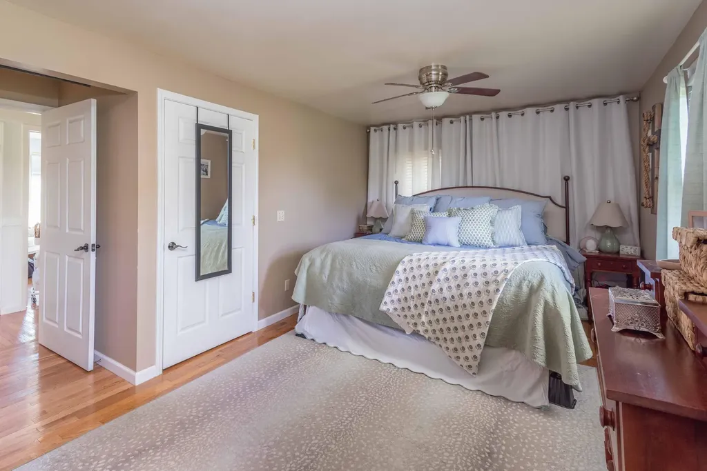 393 Mccouns Ferry Road Salvisa KY 40372