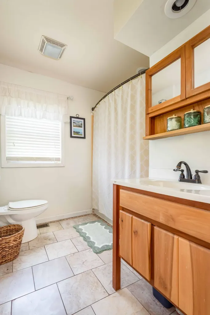 393 Mccouns Ferry Road Salvisa KY 40372