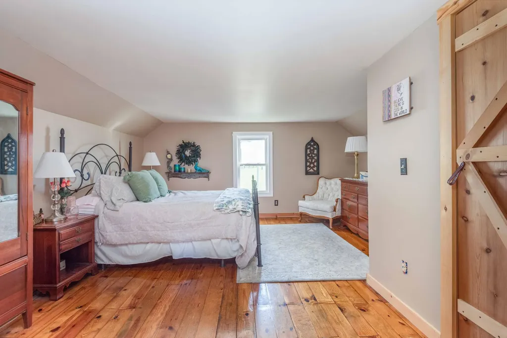 393 Mccouns Ferry Road Salvisa KY 40372