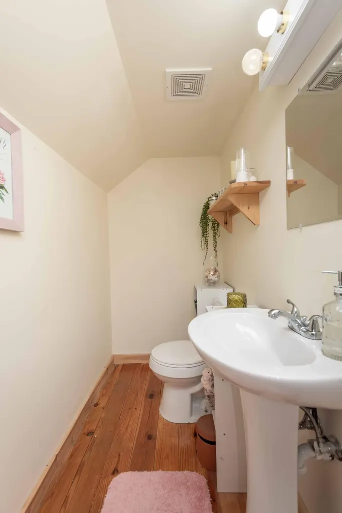 393 Mccouns Ferry Road Salvisa KY 40372