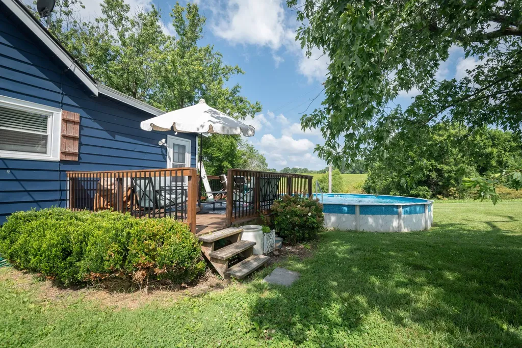 393 Mccouns Ferry Road Salvisa KY 40372