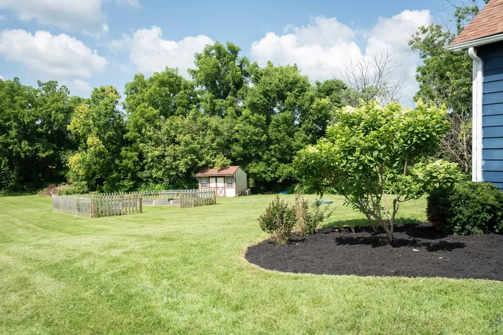 393 Mccouns Ferry Road Salvisa KY 40372