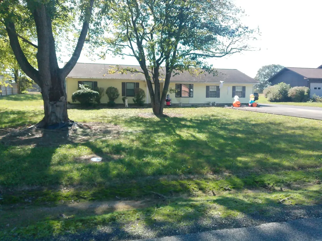 225 Wilton Circle Paducah KY 42003