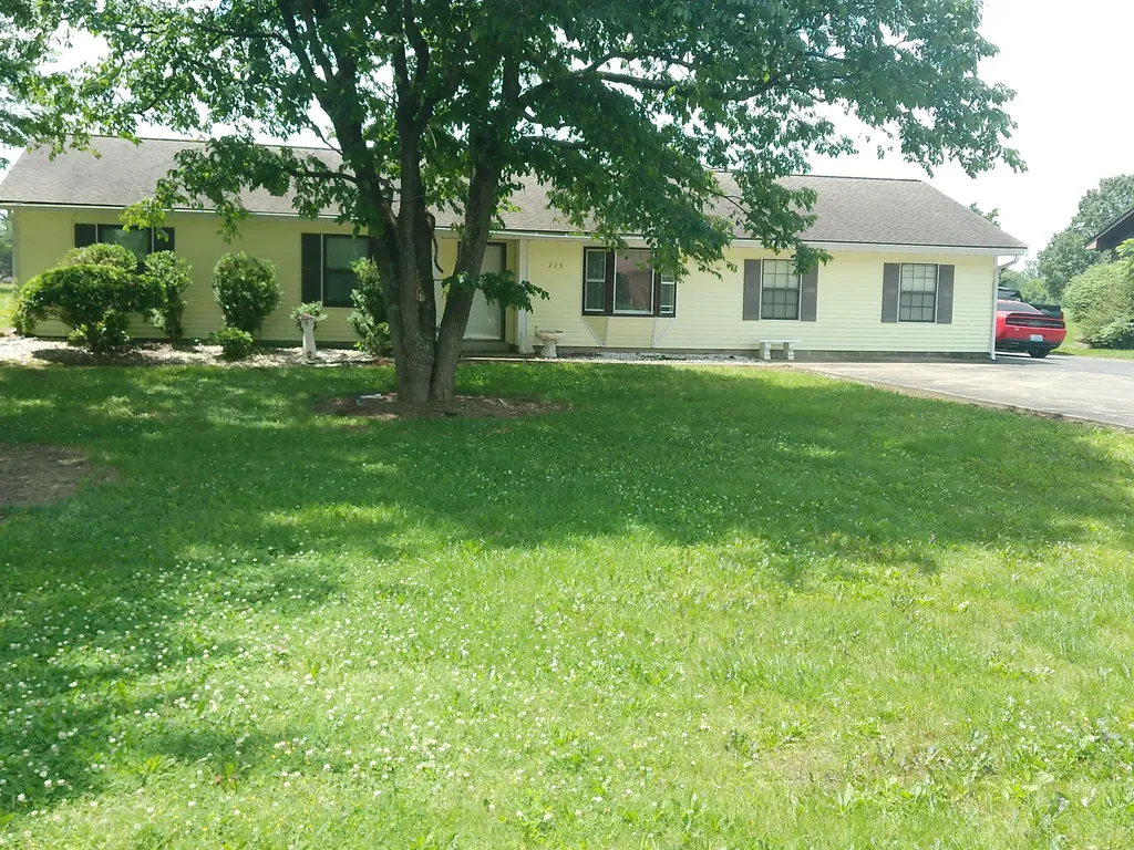 225 Wilton Circle Paducah KY 42003