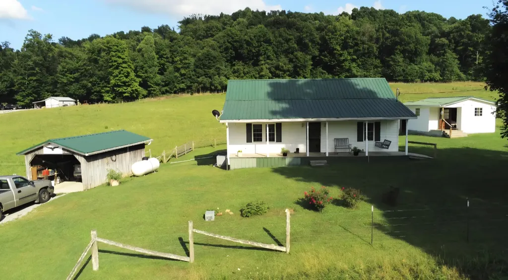 17141 Highway 200 Monticello KY 42633