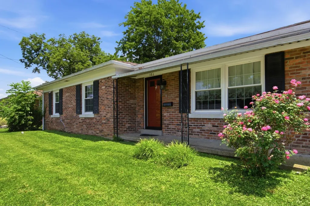 103 Clay Drive Richmond KY 40475
