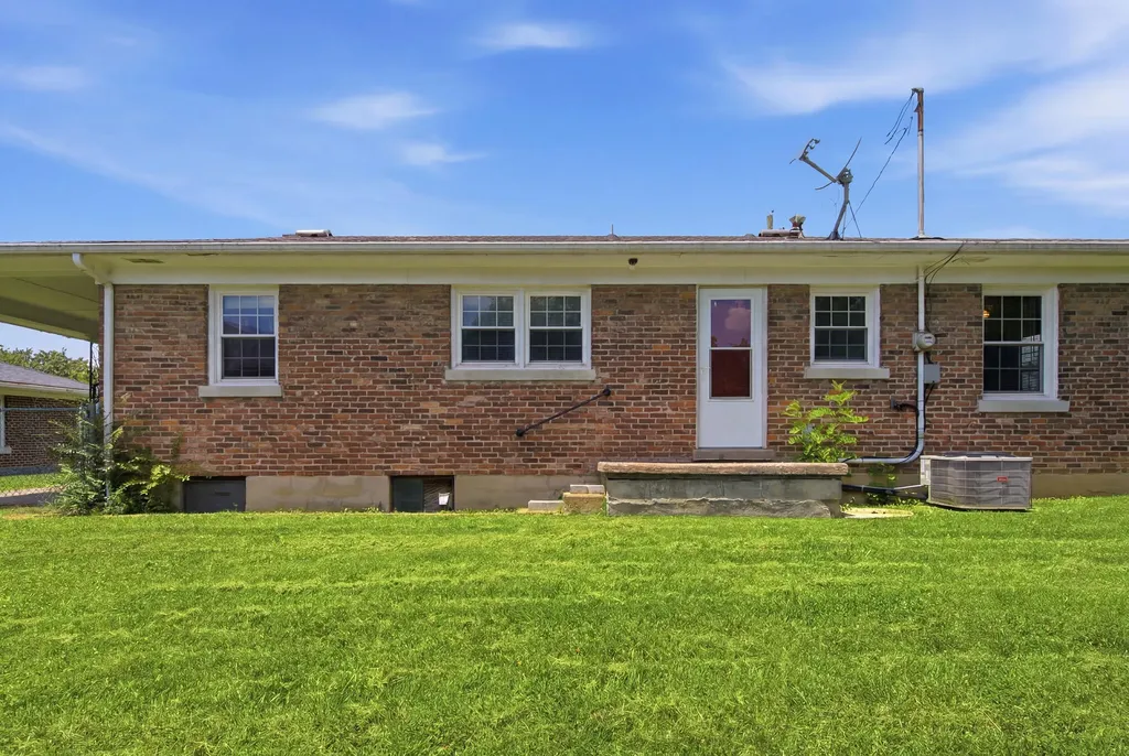 103 Clay Drive Richmond KY 40475