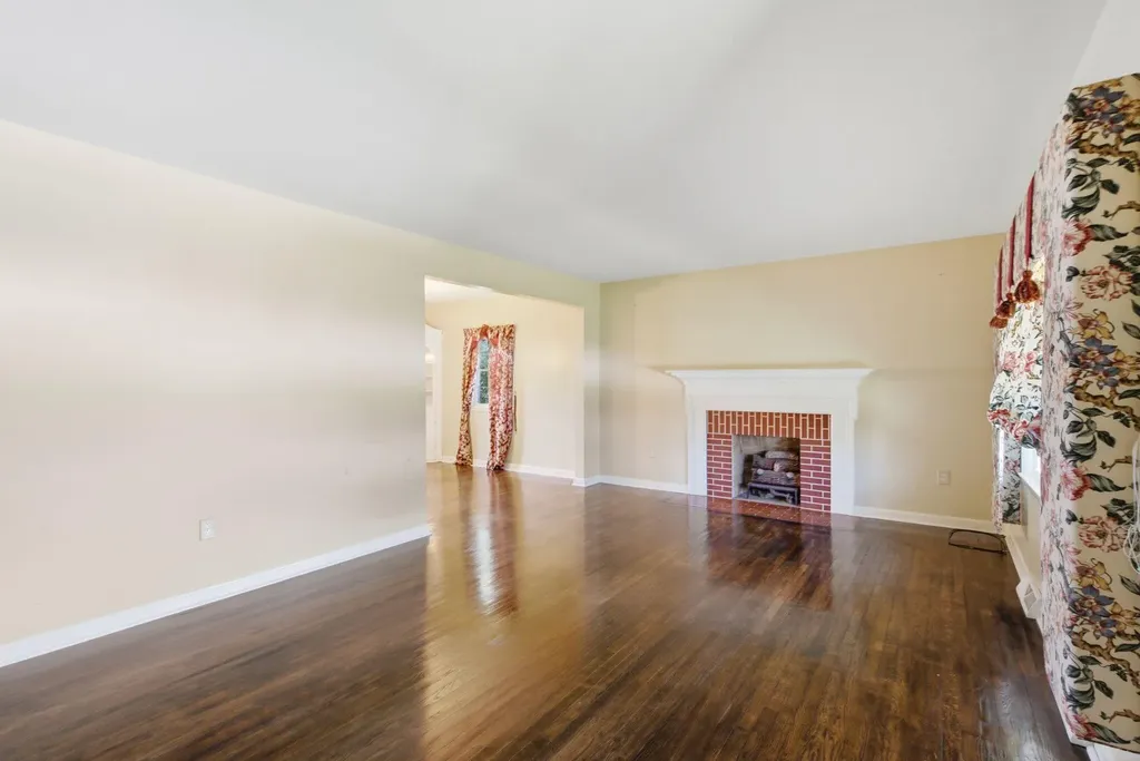 103 Clay Drive Richmond KY 40475