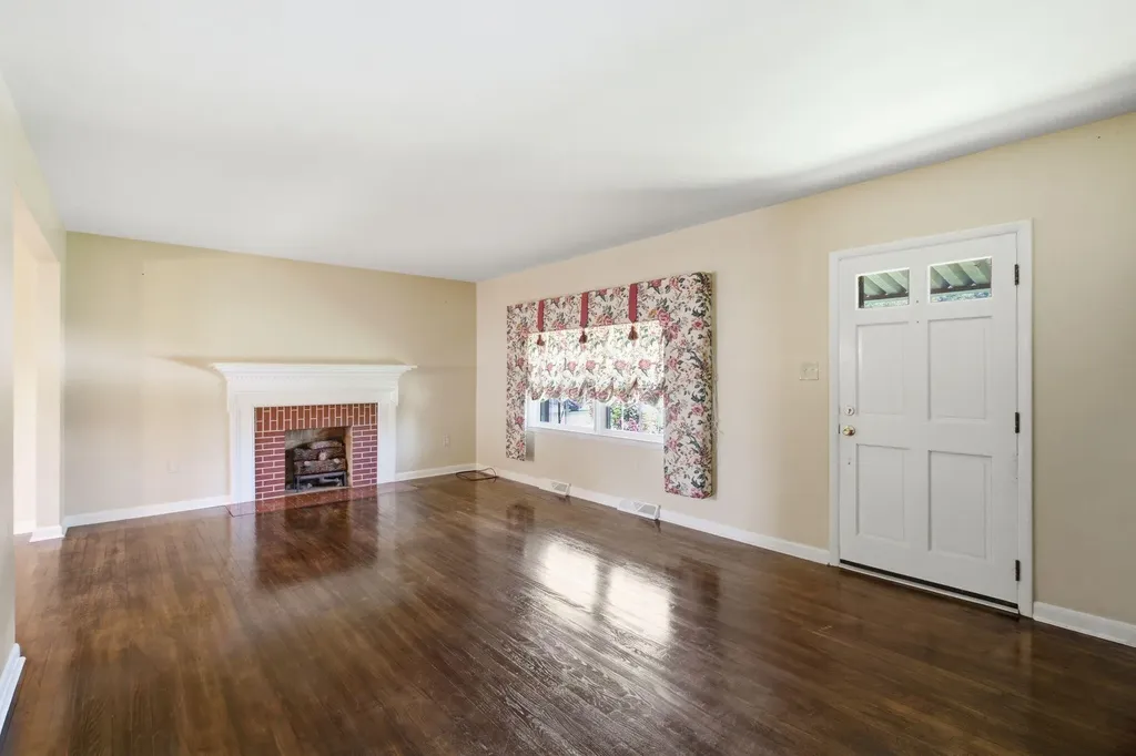 103 Clay Drive Richmond KY 40475