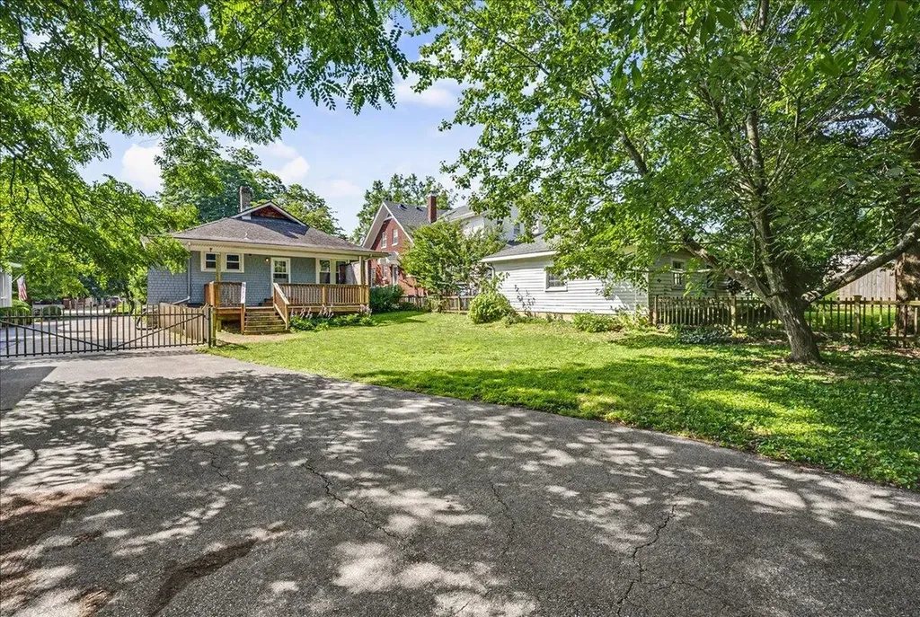 321 Mcdowell Road Lexington KY 40502