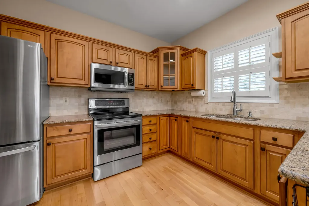 2468 Franks Way Lexington KY 40509