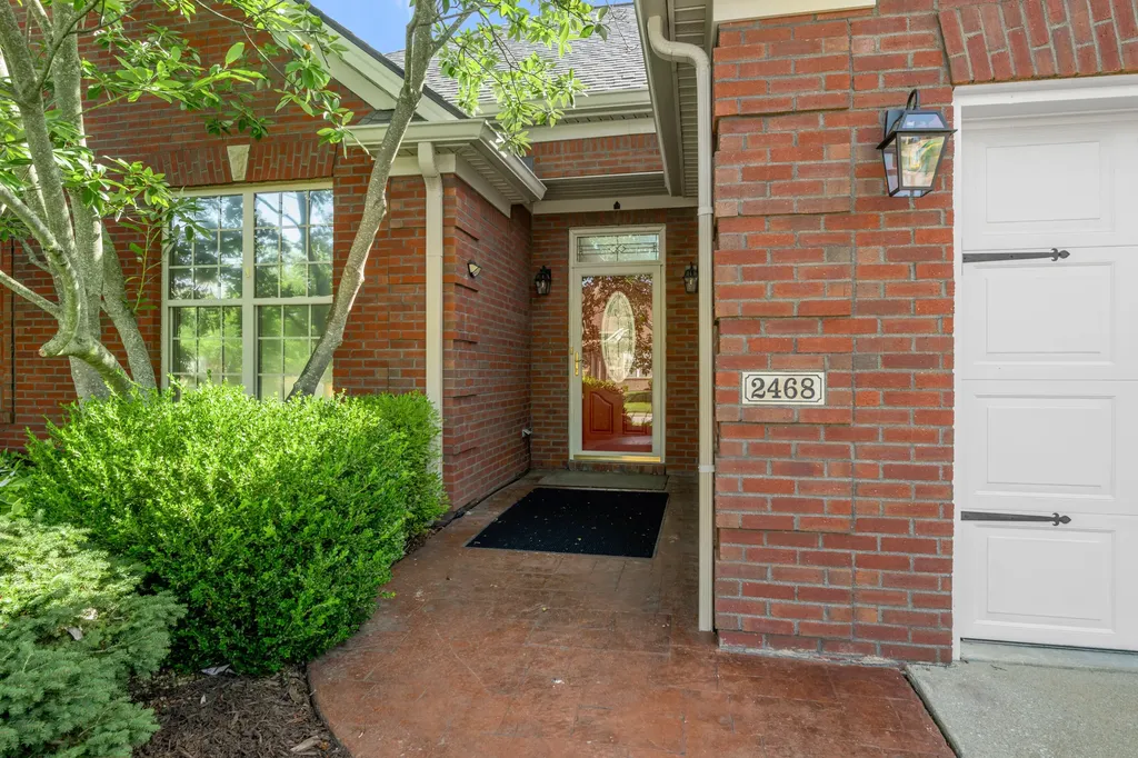 2468 Franks Way Lexington KY 40509