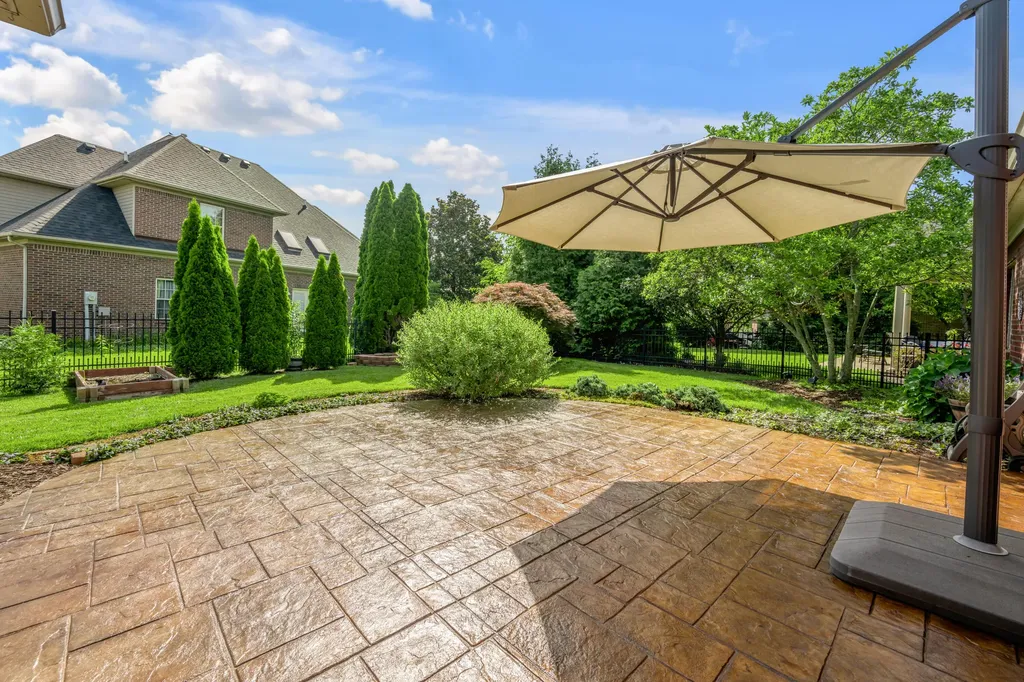 2468 Franks Way Lexington KY 40509