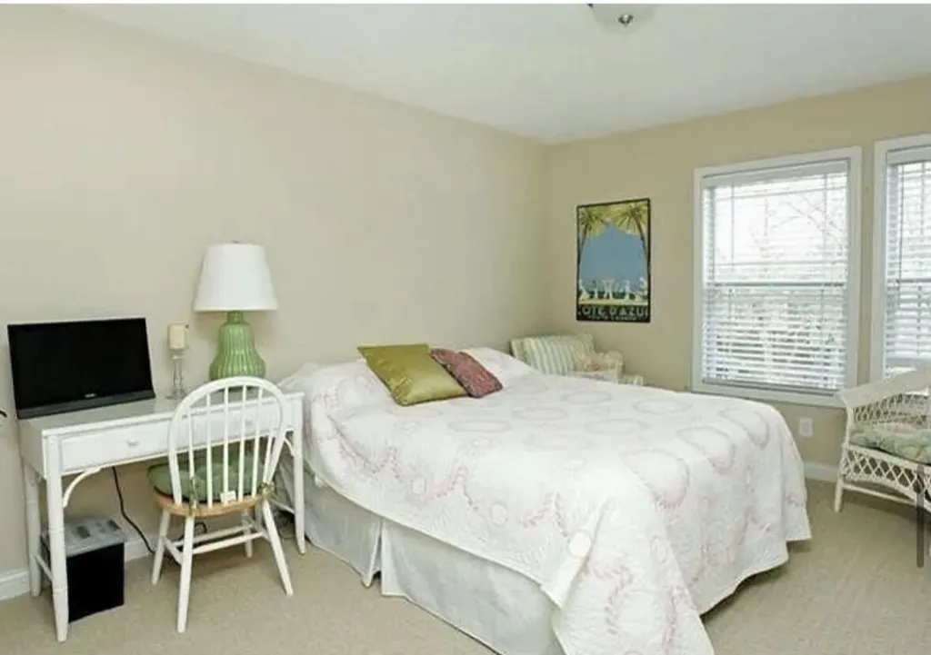 2414 Lake Park Road Lexington KY 40502