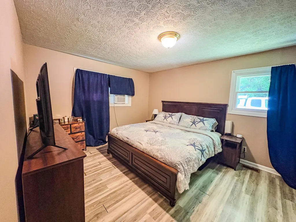 2290 Shryocks Ferry Road Versailles KY 40383