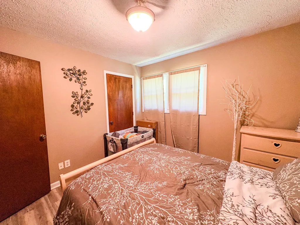 2290 Shryocks Ferry Road Versailles KY 40383