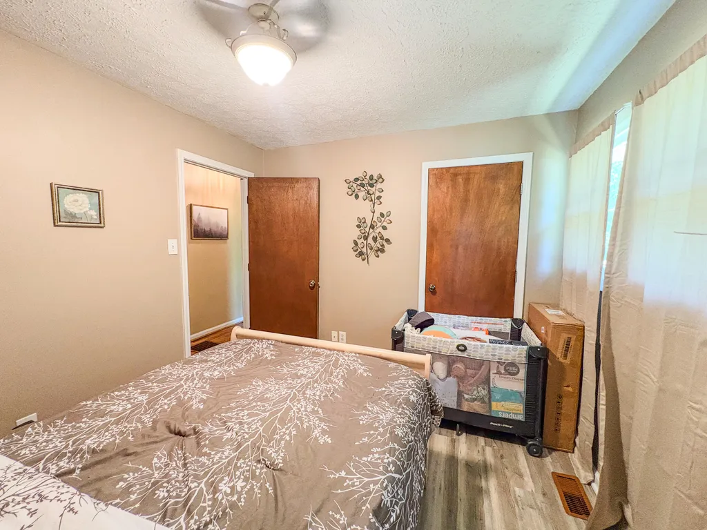 2290 Shryocks Ferry Road Versailles KY 40383