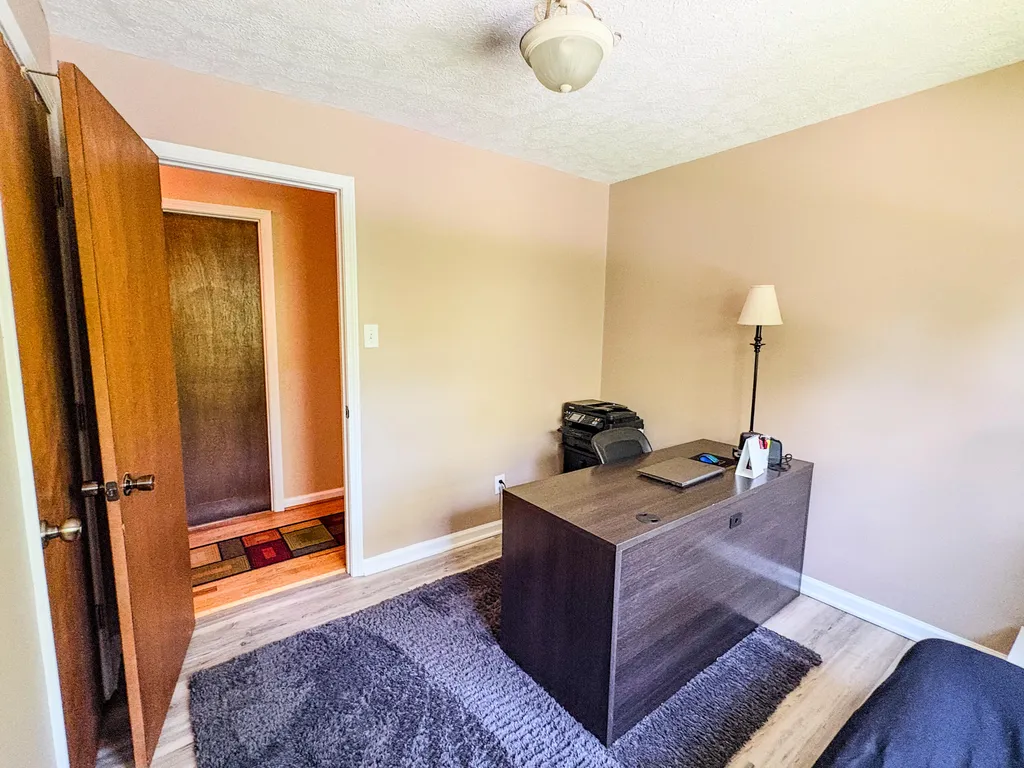 2290 Shryocks Ferry Road Versailles KY 40383