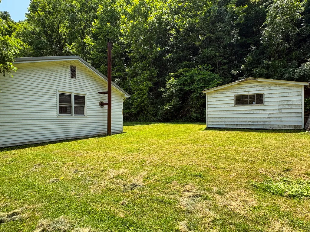 2290 Shryocks Ferry Road Versailles KY 40383