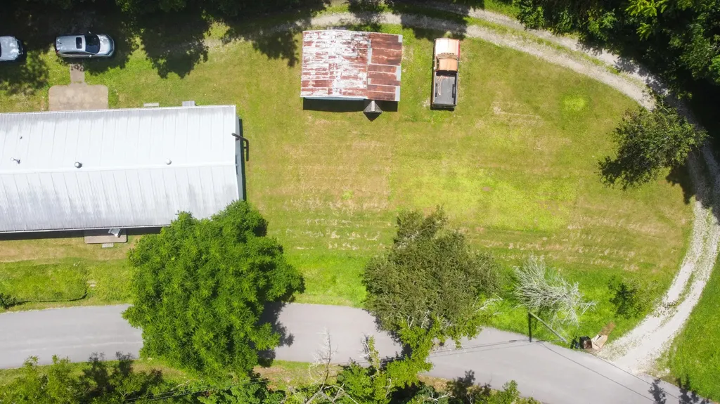 2290 Shryocks Ferry Road Versailles KY 40383