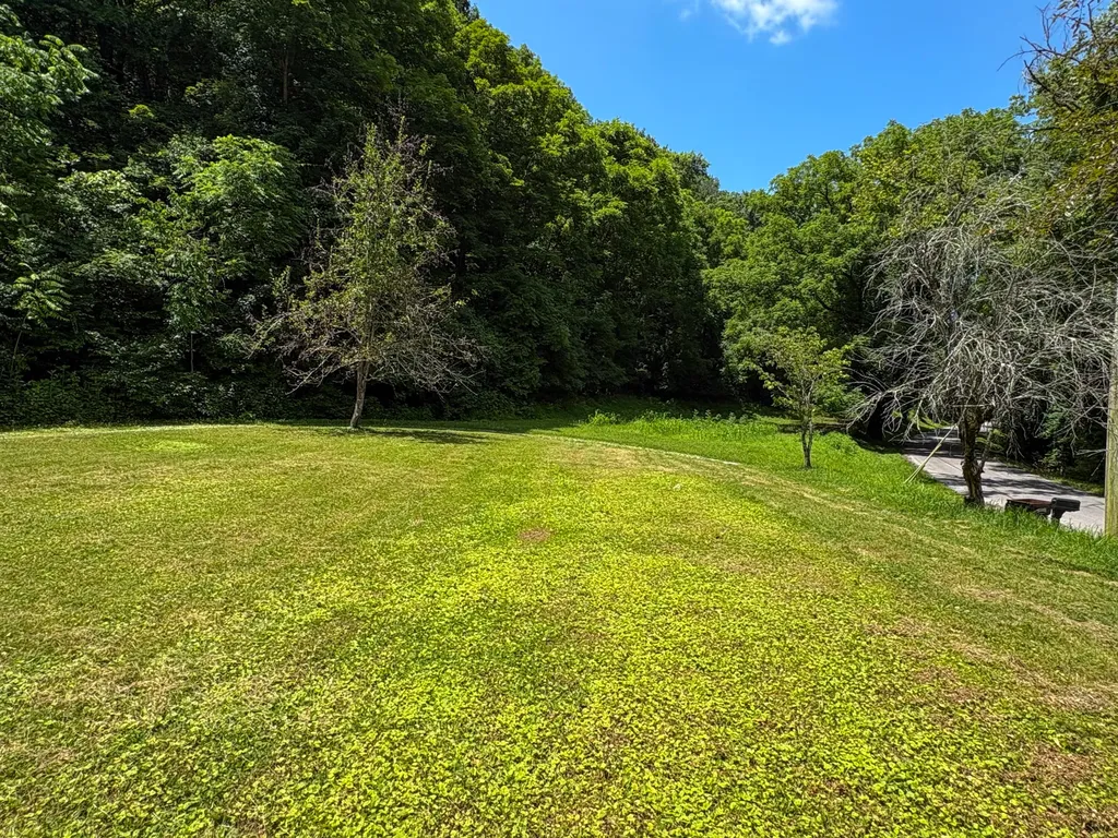 2290 Shryocks Ferry Road Versailles KY 40383