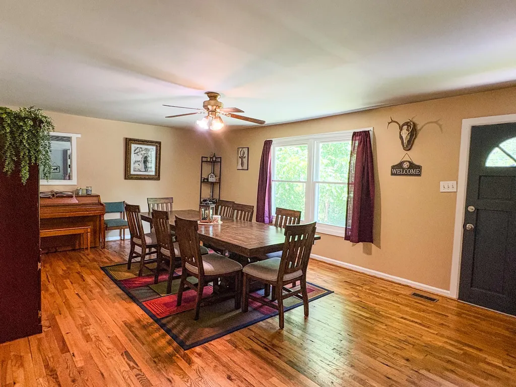 2290 Shryocks Ferry Road Versailles KY 40383