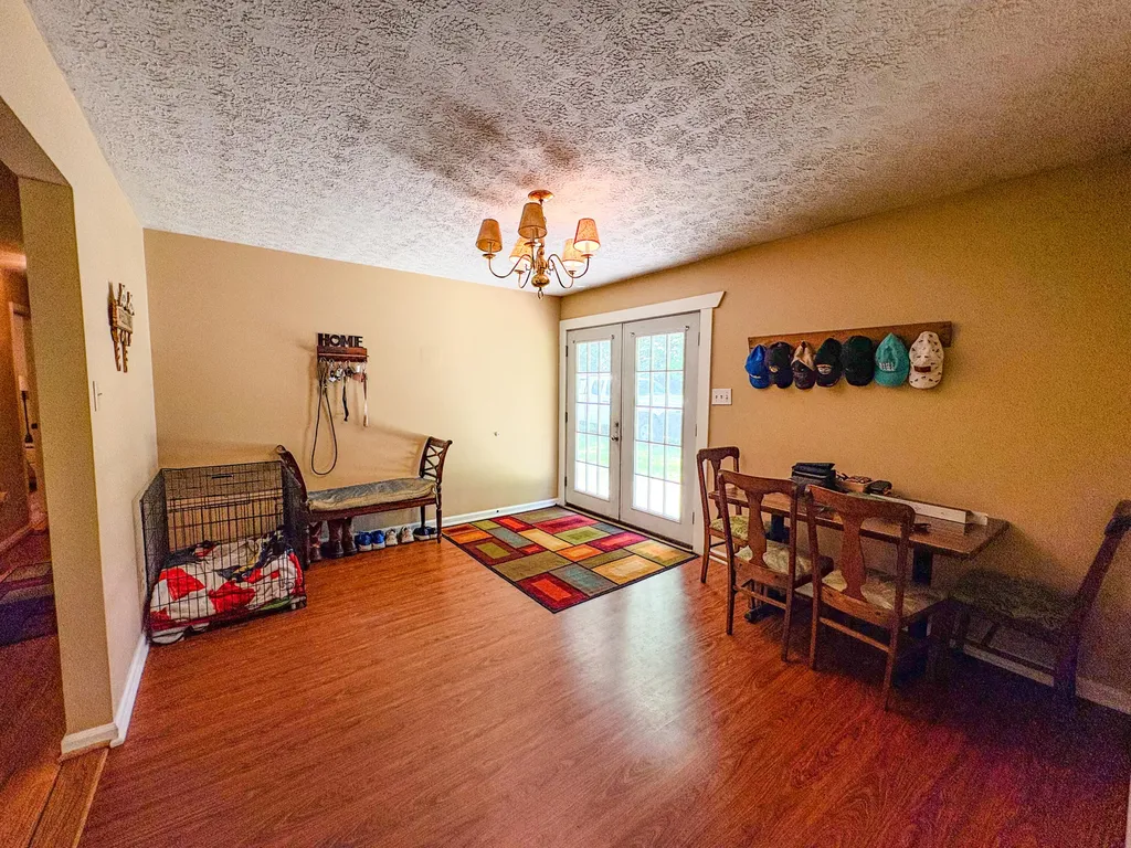2290 Shryocks Ferry Road Versailles KY 40383