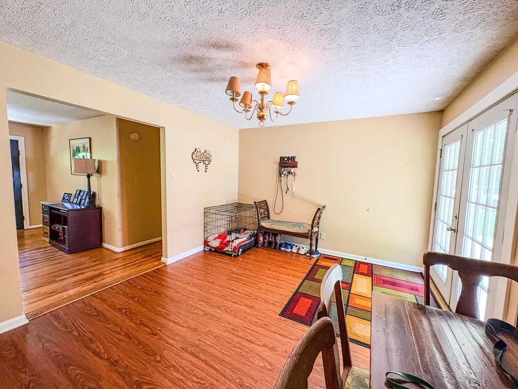 2290 Shryocks Ferry Road Versailles KY 40383